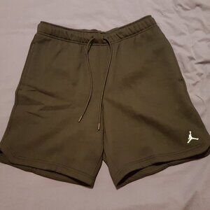 Jordan Essentials Fleece shorts size large black baggy